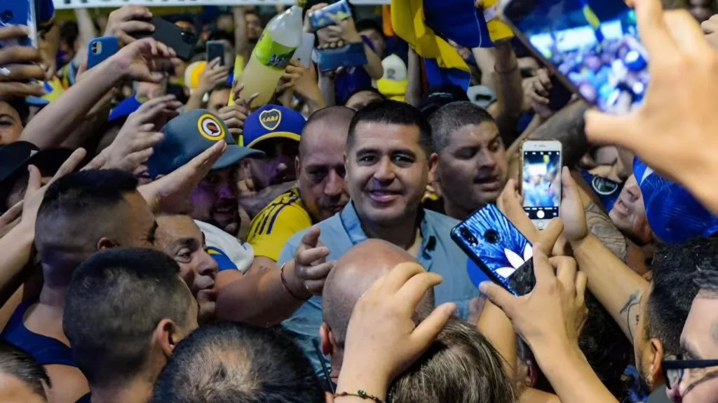 Riquelme se unirá a los hinchas de Boca en el banderazo.