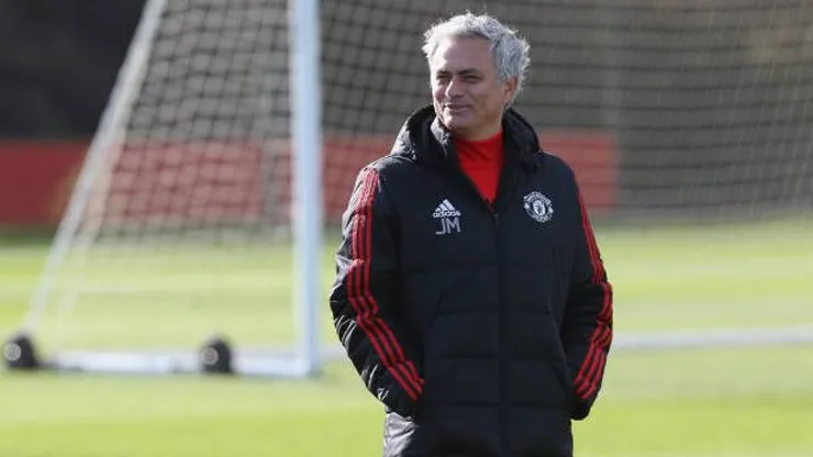 José Mourinho quiere dirigir a Manchester United: la condición impuesta que cambiaría el futuro de Alejandro Garnacho