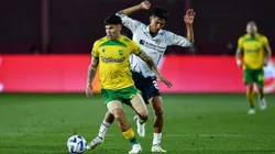 Diego Lemme se mostró enojado por la actitud del lateral.