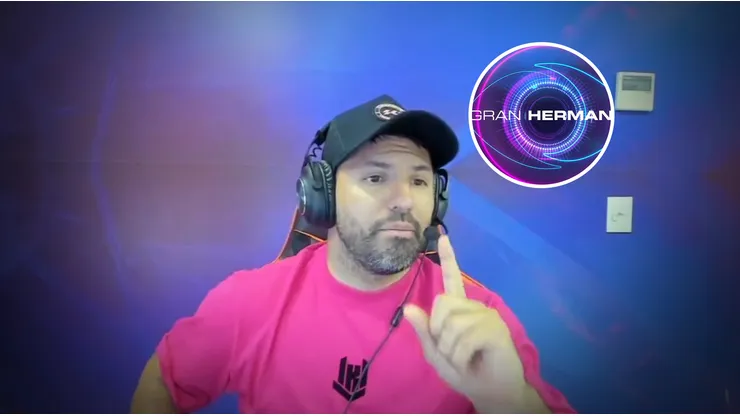 El ex delantero se mostró enojado por las actitudes de una participante del reality show.
