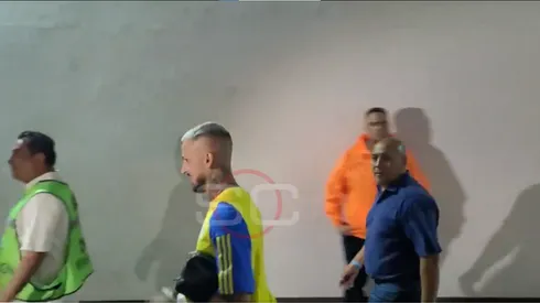 El delantero fue chicaneado por un hincha de Platense.