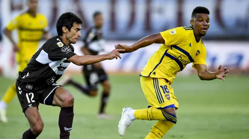 Frank Fabra en acción contra Platense.
