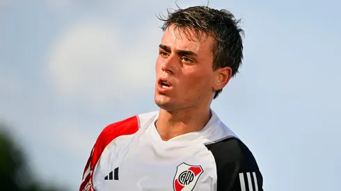 Nicolás Fonseca entrenando en River. (Foto: Prensa River)