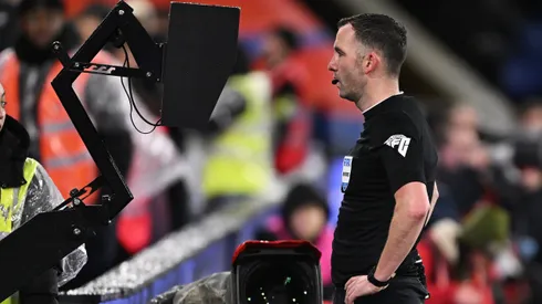 Histórico: repetirán un partido debido a un error del VAR