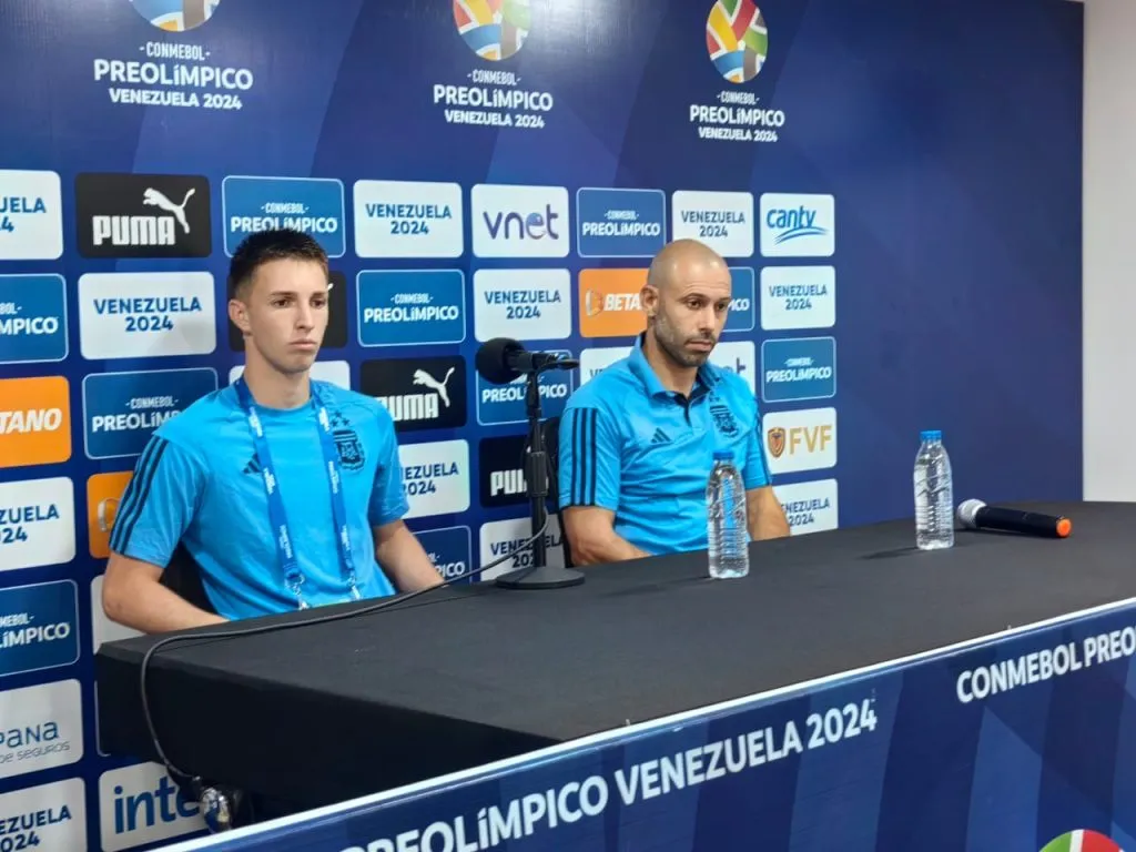 Javier Mascherano habló en conferencia de prensa junto a Baltazar Rodríguez. (Foto: Prensa AFA).