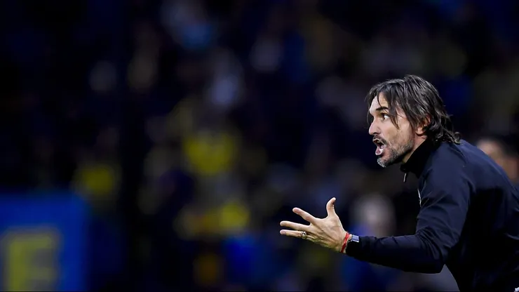 Diego Martínez se prepara para su debut oficial en Boca.