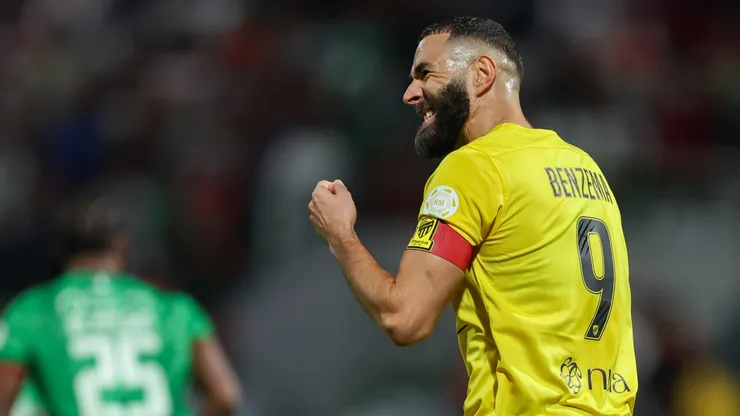 Según L'Equip, Karim Benzema dijo que son mentiras todos los rumores sobre su salida del equipo de Gallardo.