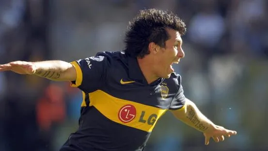 Gary Medel reafirma cada vez que puede su cariño por Boca.