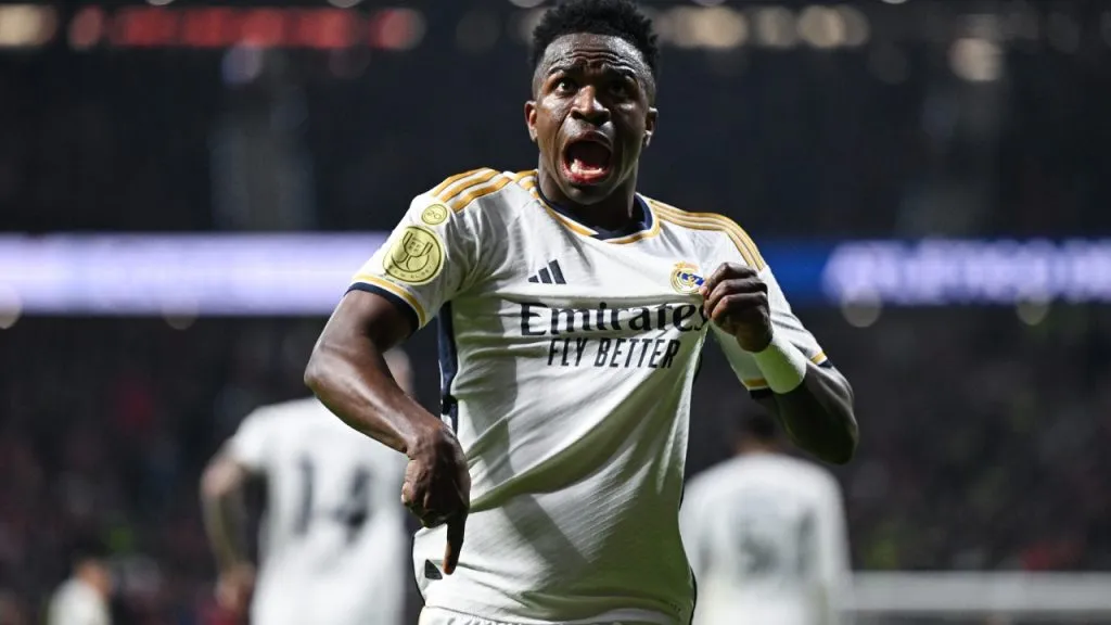 Vinicius Júnior y el gesto que le hizo a la hinchada de Real Madrid (Getty Images).