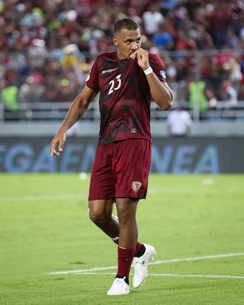Rondón con Venezuela. Foto IG