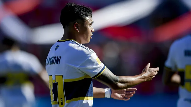 Luca Langoni con la camiseta de Boca.