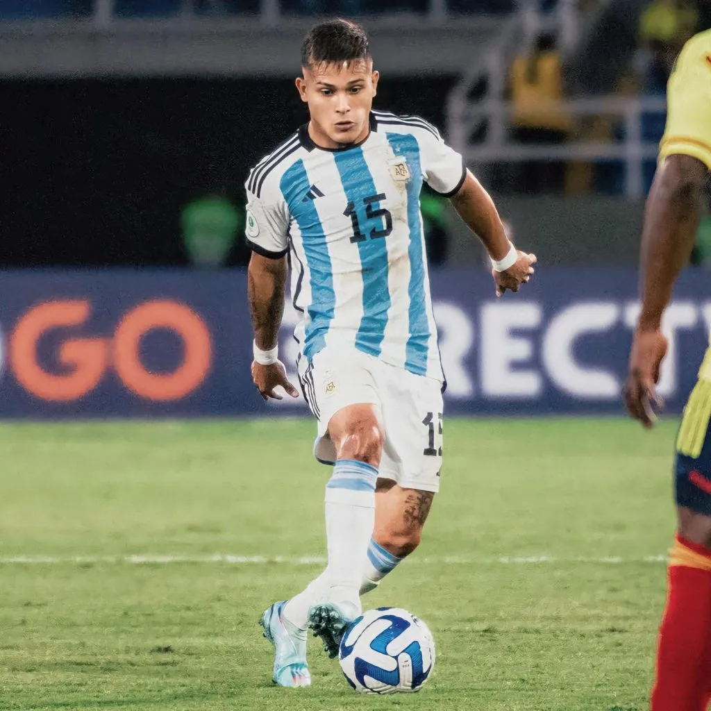 Axel Encinas se fue libre de River. (Foto: Instagram).