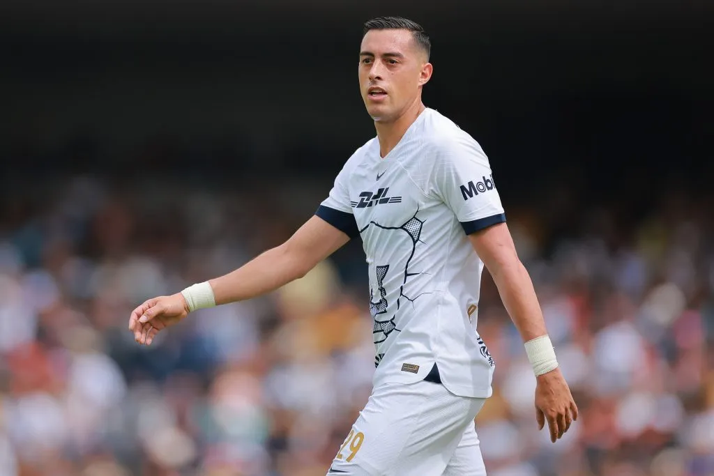 Rogelio llegó en 2024 a Pumas tras un extenso paso por Rayados. (Foto: Getty).