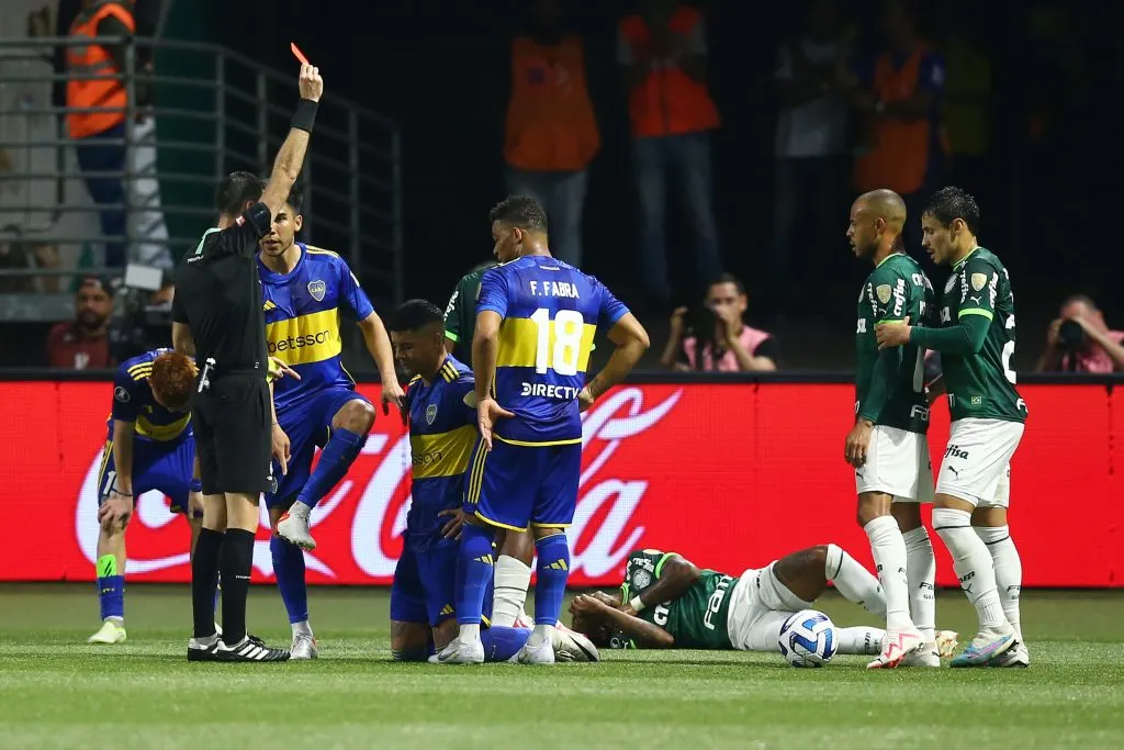 Marcos Rojo se fue expulsado contra Palmeiras y se perdió la final. (Foto: Getty Images)