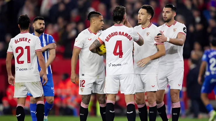 El argentino no cedió ante el español y se hizo cargo del penal.