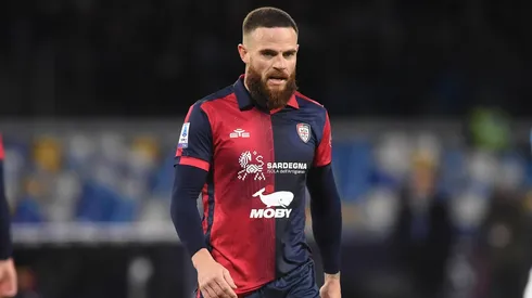Nahitan Nández se iría de Cagliari en junio.