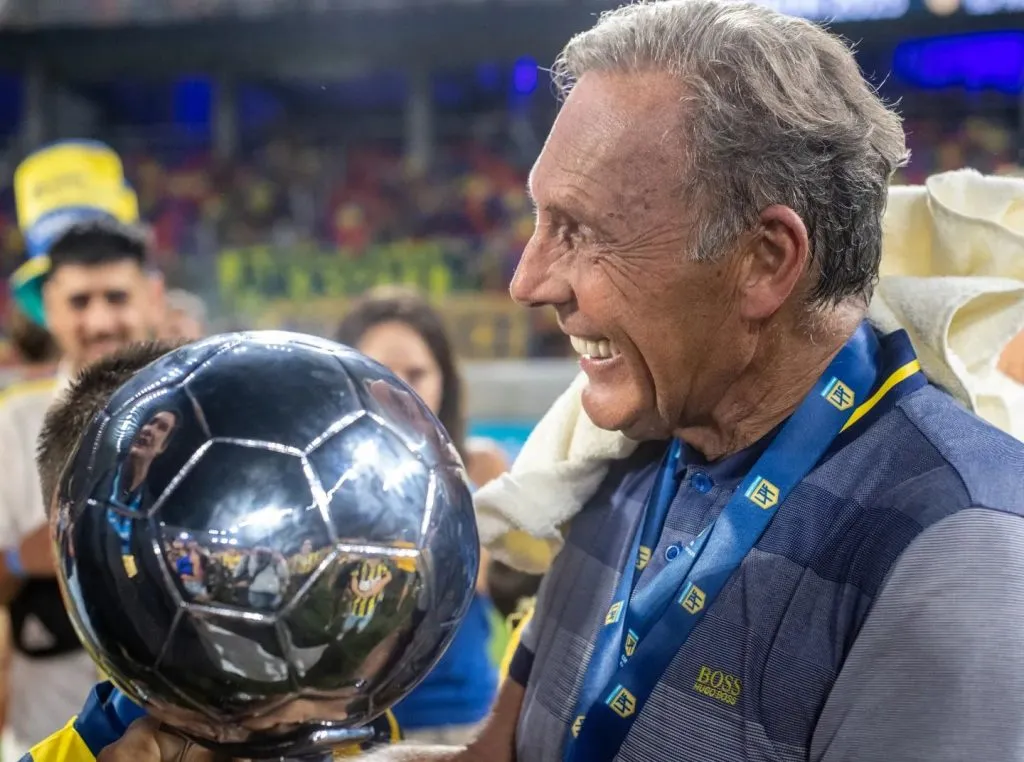 Miguel Russo logró la Copa de la Liga y tiene crédito en Central. IG Central.