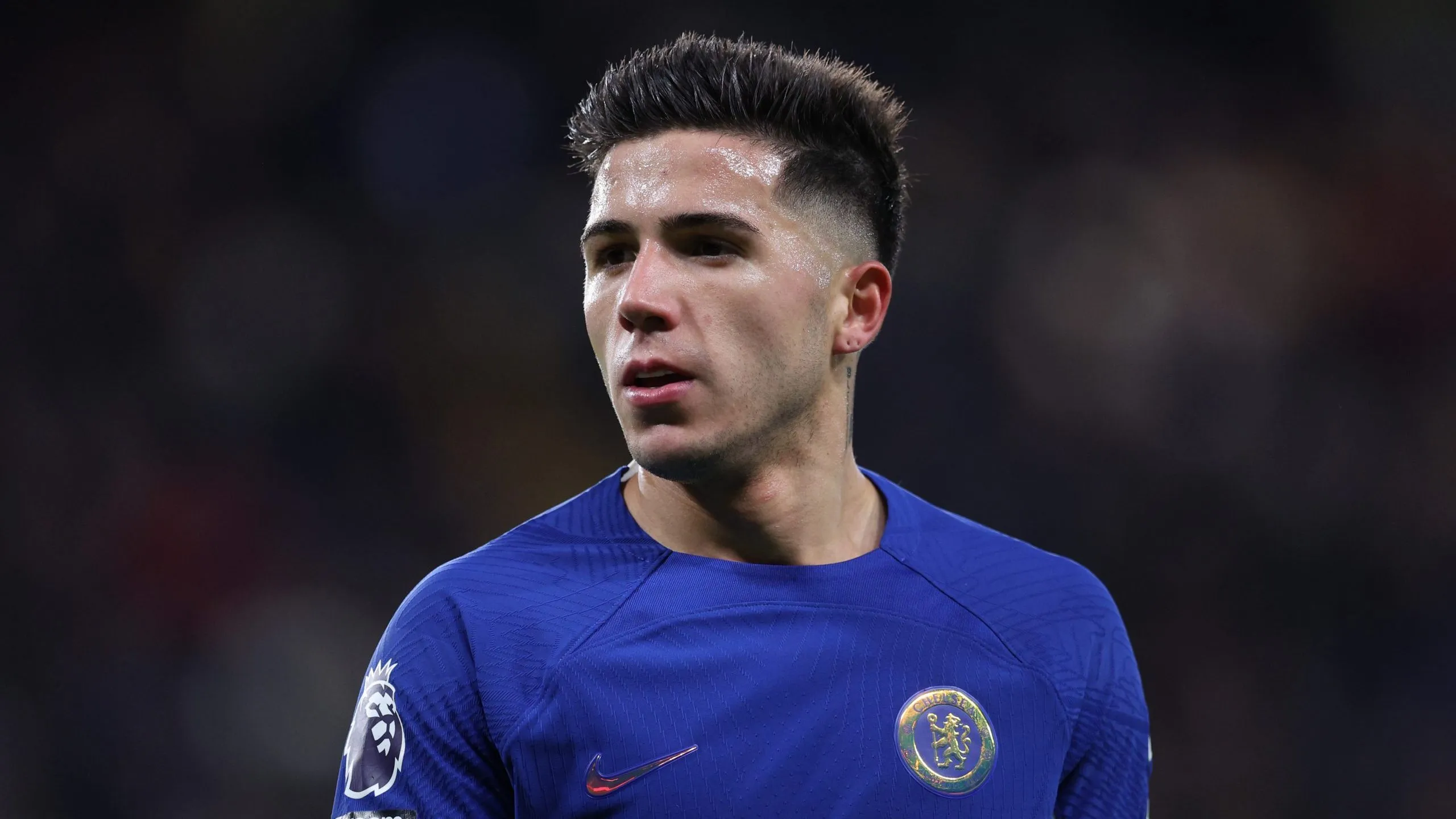 Chelsea tiene depositadas sus esperanzas a futuro en Enzo Fernández (Photo by Clive Rose/Getty Images)