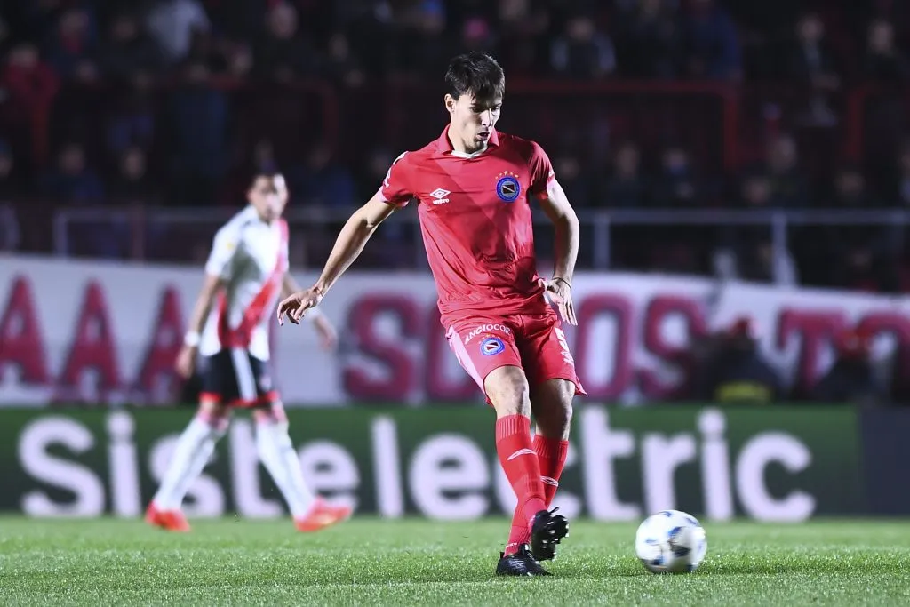 Redondo, dueño de la mitad de la cancha de Argentinos.