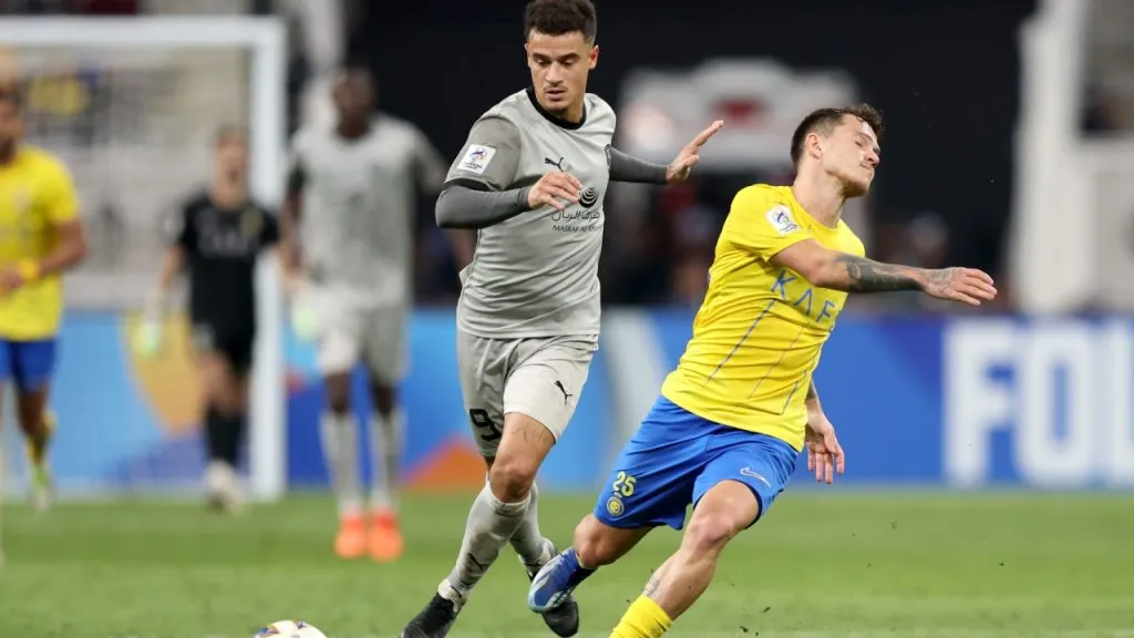 Coutinho, jugando para Al Duhail ante Al Nassr en un amistoso (Getty Images).