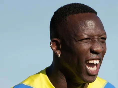 Revelaron el monto de la oferta de Botafogo a Boca por Advíncula