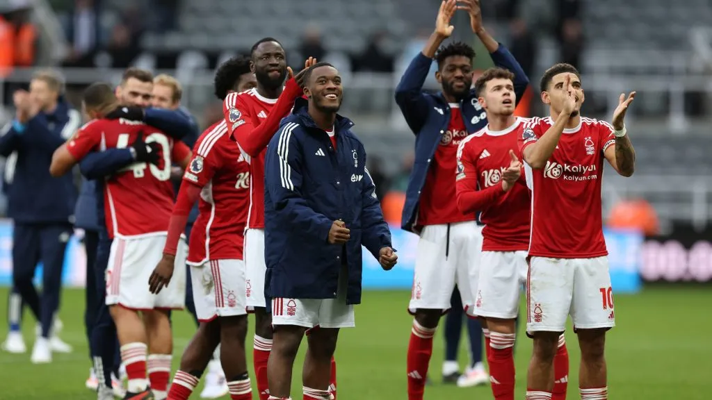 El Nottingham Forest también aparece entre los sancionados por la Premier.