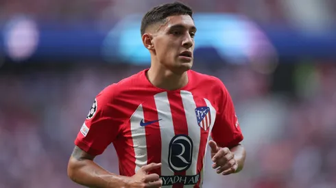 Nahuel Molina renovaría su contrato con el Atlético de Madrid por una cláusula de rescisión de 100 millones de euros. Getty Images.