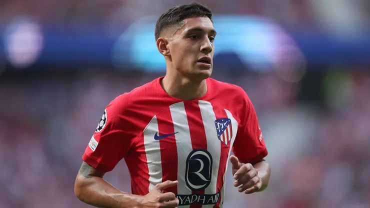 Nahuel Molina renovaría su contrato con el Atlético de Madrid por una cláusula de rescisión de 100 millones de euros. Getty Images.