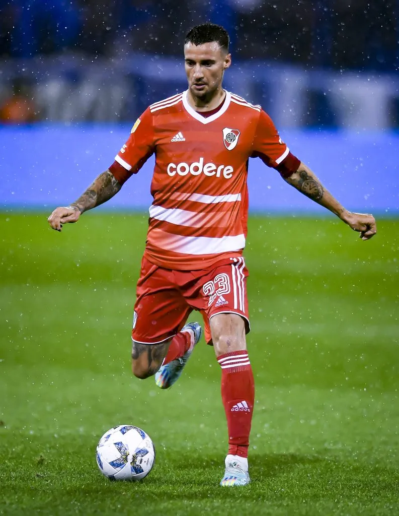 Emanuel Mammana podría seguir su carrera en Libertad de Paraguay. (Foto: Getty).