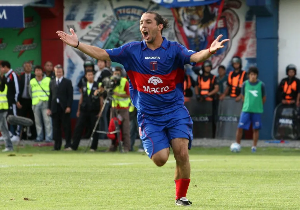 Tigre fue el último equipo en el que jugó. Se lesionó y decidió retirarse a los 33 años.