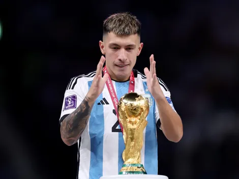 Scaloni recupera a un soldado: Lisandro Martínez ya entrena con el United