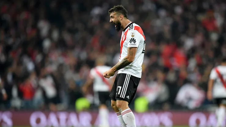 Lucas Pratto con la camiseta de River.