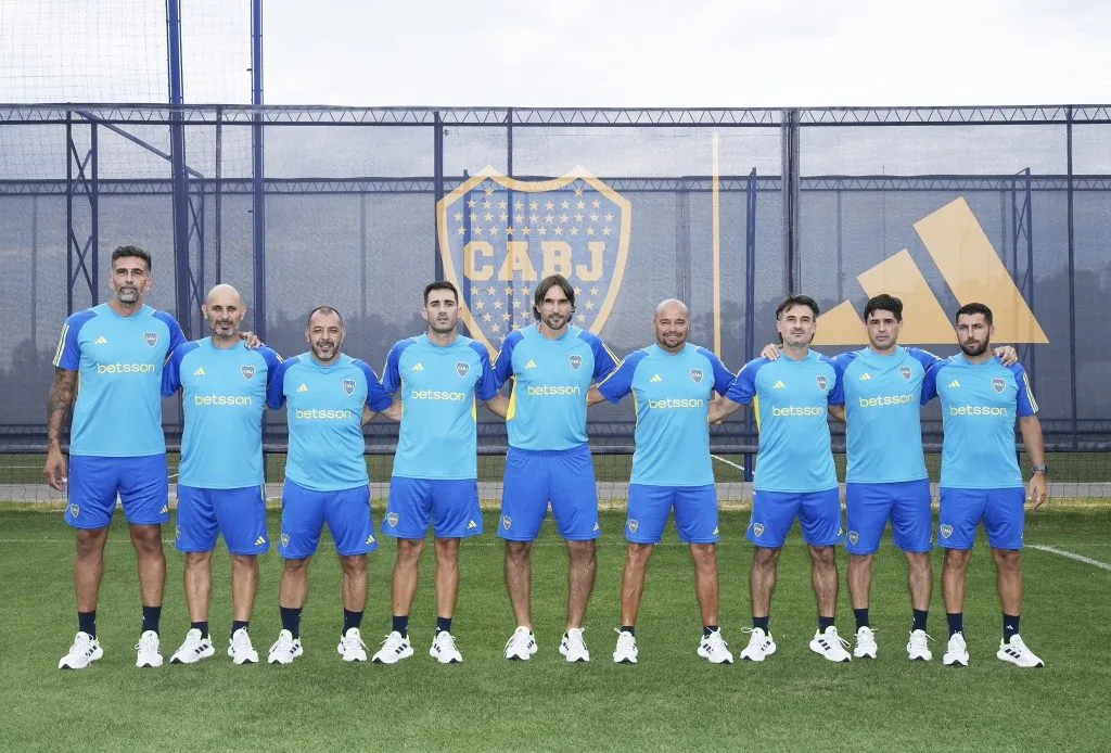 Diego Martínez y el nuevo cuerpo técnico de Boca. (Foto: Prensa Boca).