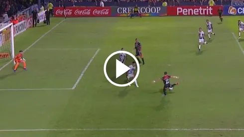 La espectacular definición de Maxi Zalazar.