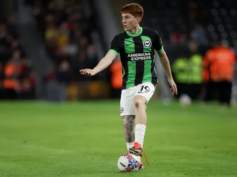 Hinchas de Brighton enloquecen con el debut del Colo Barco: "Fabuloso jugador"