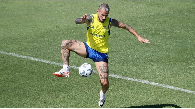 Darío Benedetto se iría de Boca.