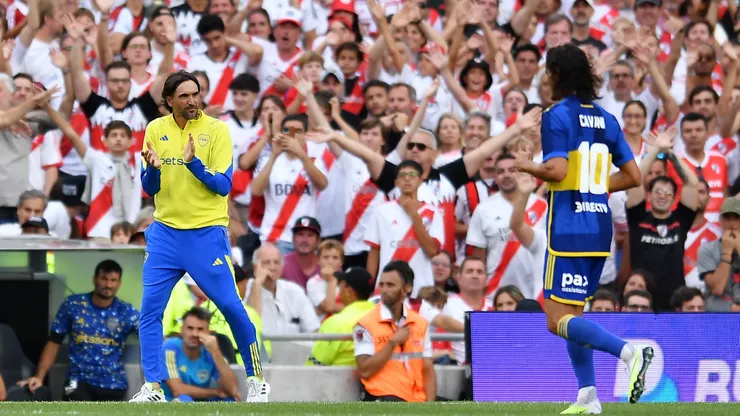 Cavani y Diego Martínez en el Superclásico