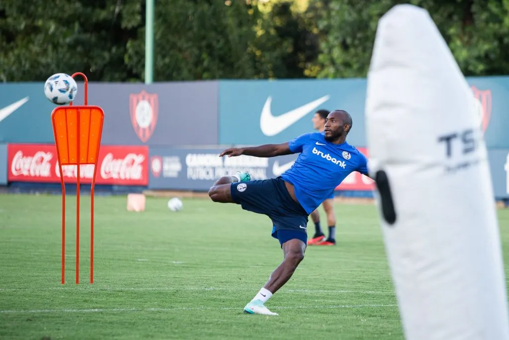 Diego Herazo, el Lukaku colombiano. (Foto: San Lorenzo).