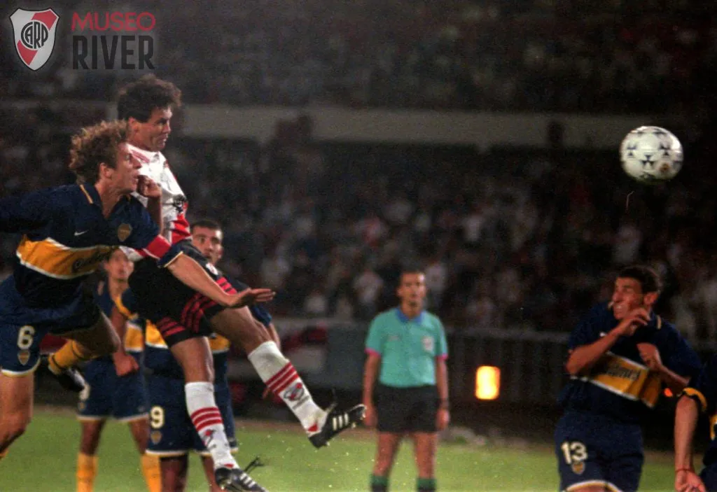 Celso Ayala le gana a la Tota Fabbri. (Foto: Getty).