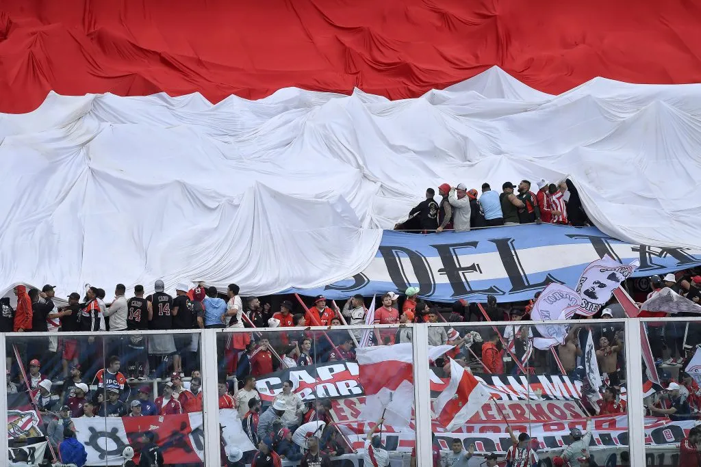 Los Borrachos del Tablón, presentes en Córdoba en la última Copa de la Liga. (Foto: Getty).