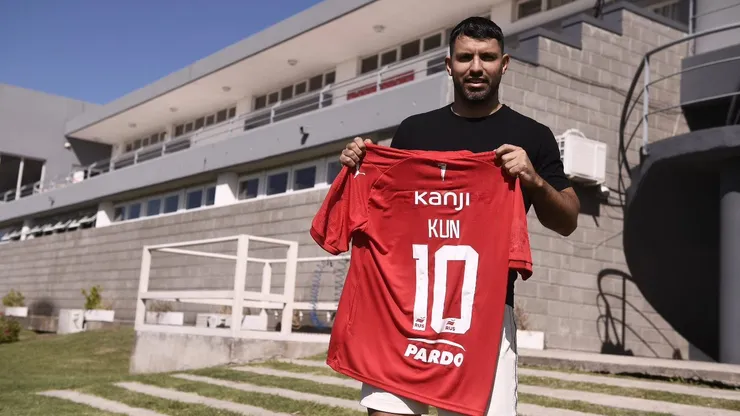La versiones sobre el futuro del Kun Agüero: ¿Vuelve a Independiente?
