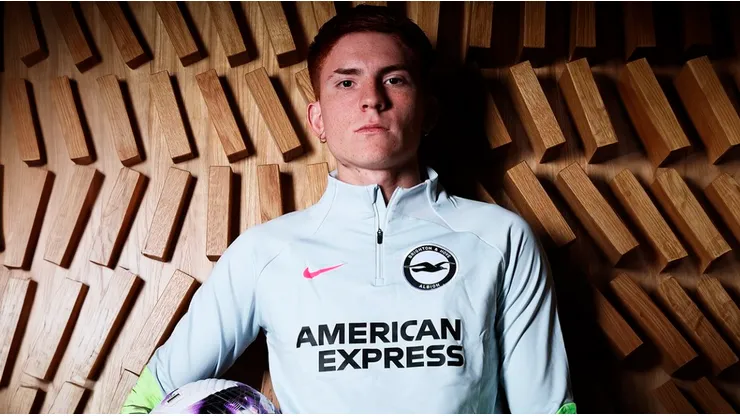 Quiere jugar: el Colo Barco mete presión en sus redes para debutar en Brighton