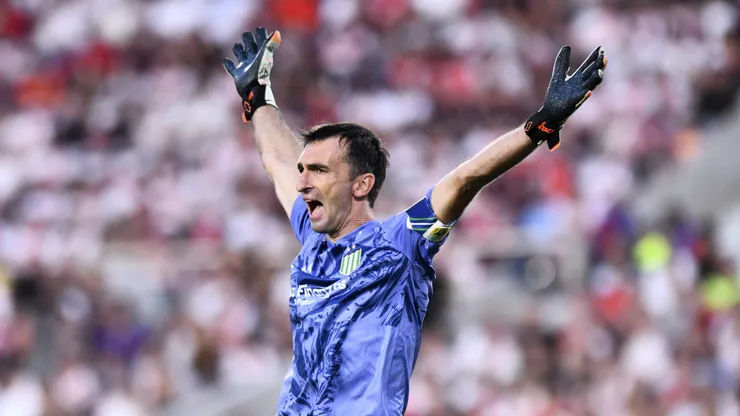 Barovero fue clave ante River.