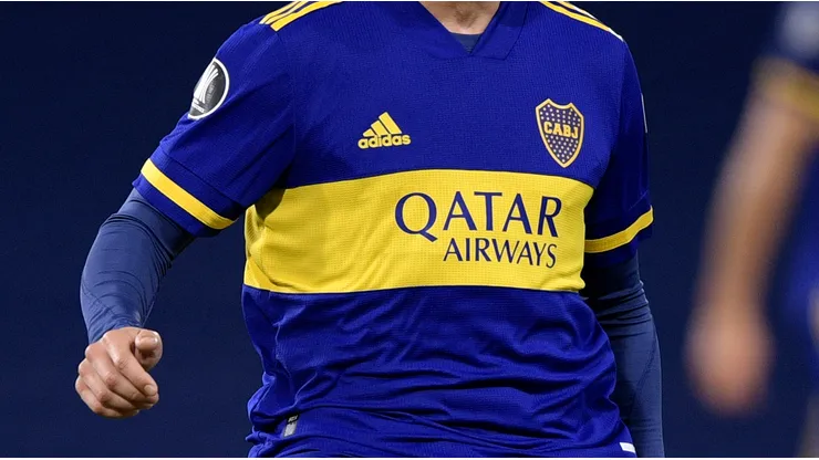Un futbolista que se fue mal de Boca la rompió en el debut en su nuevo equipo.