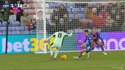 Enorme gesto técnico de Enzo Fernández.