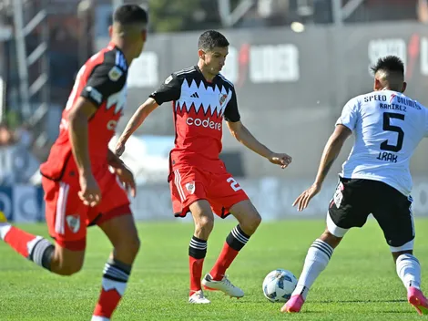 Sin despeinarse, River goleó a Riestra y sigue líder en su zona