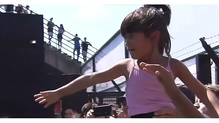 La pequeña niña que enterneció a todos.