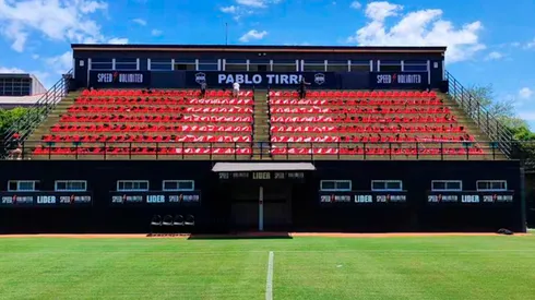 Estadio Guillermo Laza.