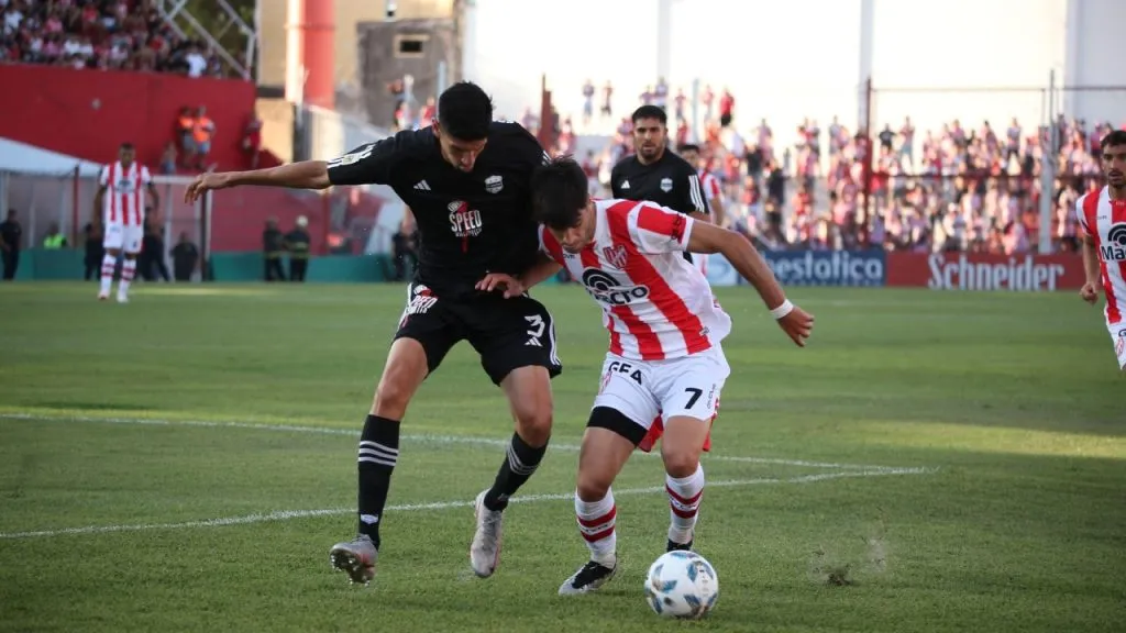 Riestra, en un partido en la Primera Nacional en 2023 (Twitter @AFA).