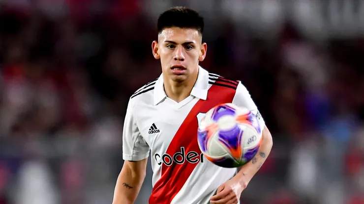 Claudio Echeverri en acción.